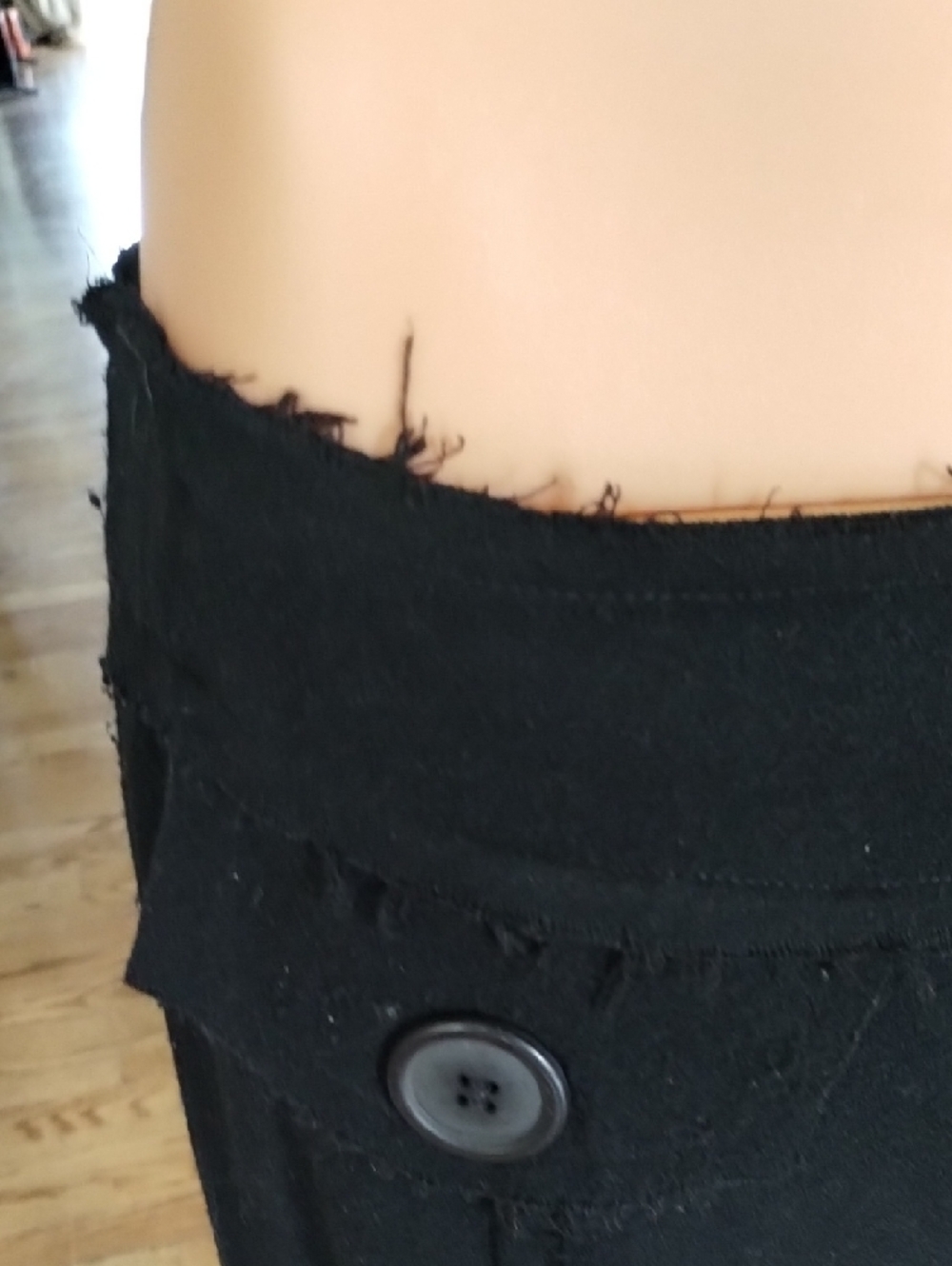 Black Women's Button-Accent Midi Skirt - Picture 7 of 8